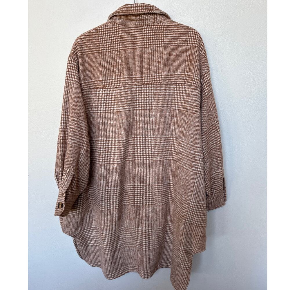 Saints & Hearts Houndstooth‎ Oversized Flannel Shacket Brown Womens Size M/L - Picture 2 of 6